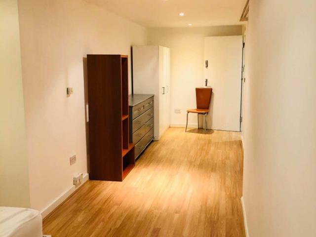 Room for rent in Stratford Marsh, Greater London