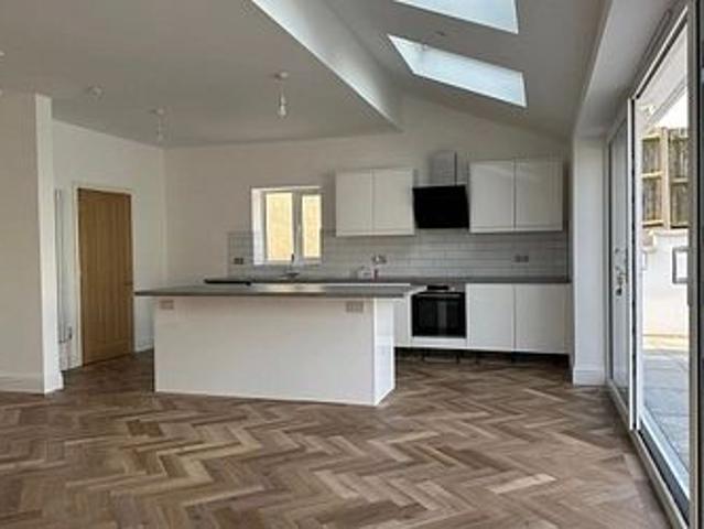 House for rent in East Cliff, Acol