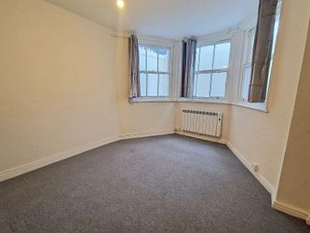 Apartment for rent in East Cliff, Acol