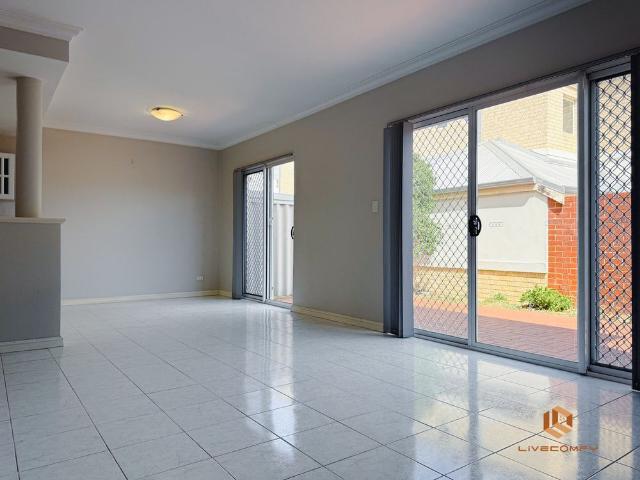 Room for rent in Cockburn, Western Australia