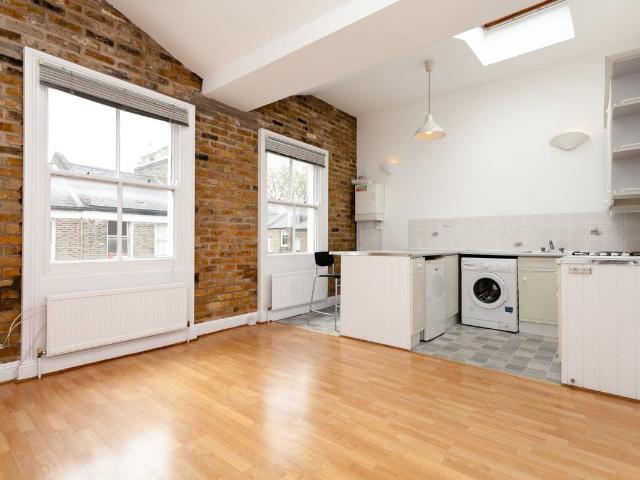 Apartment for rent in South Hackney, Greater London