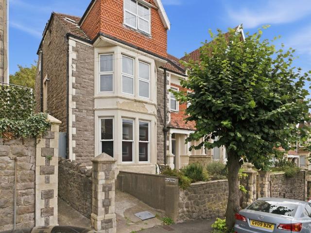 Apartment for rent in Cliftonville, Weston-super-Mare