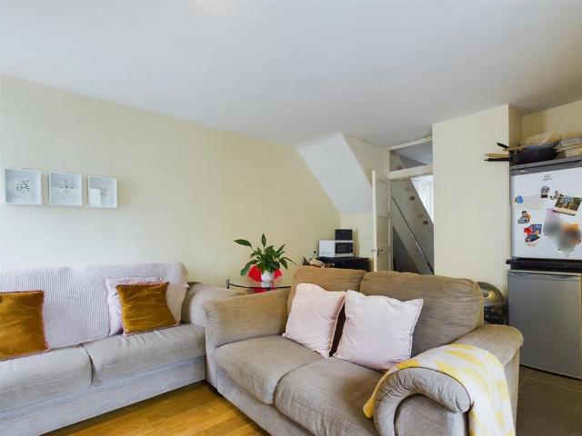 House for rent in Clapham, Greater London