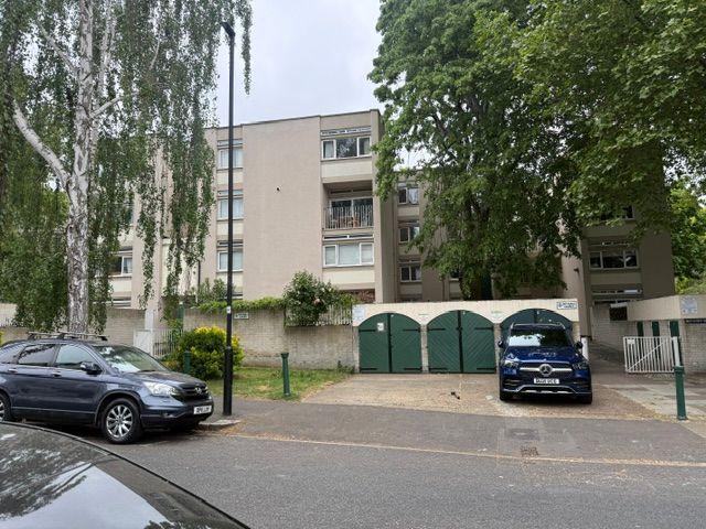 House for rent in Clapham, Greater London