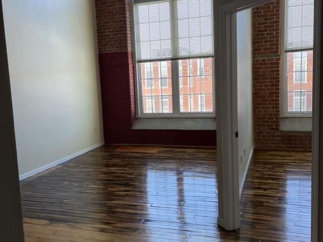 Apartment for rent in Bristol, Massachusetts