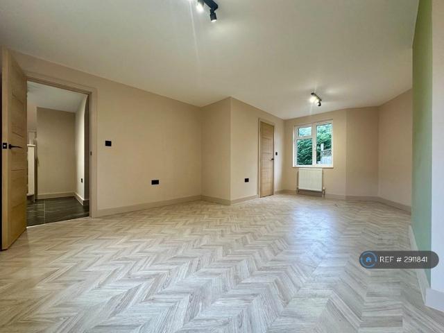 House for rent in Sunninghill and Ascot, Ascot