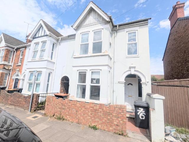 House for rent in Cauldwell, Bedford