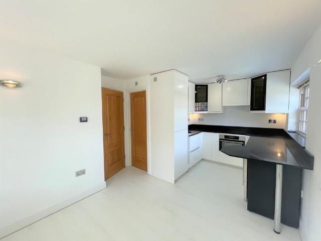 Apartment for rent in Chesham