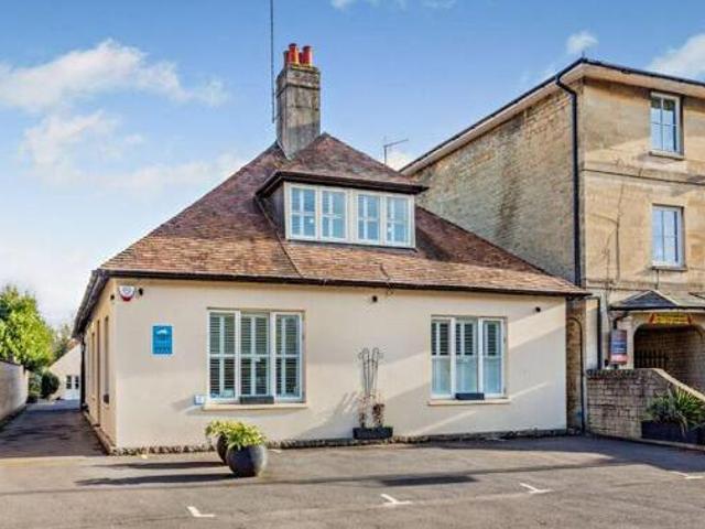House for sale in Chesterton, Fossebridge