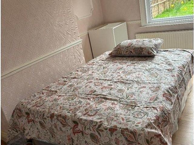Room for rent in Hexthorpe, South Yorkshire