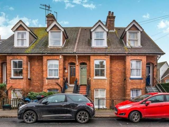 House for rent in Red Hill, Surrey