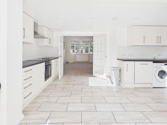 House for rent in New Town, Eton