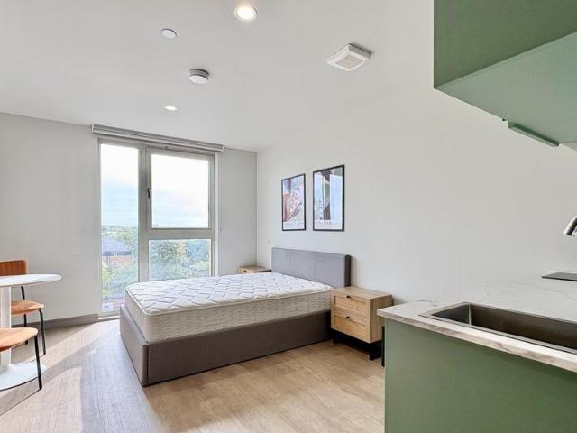 Apartment for rent in London Borough of Hounslow, Greater London