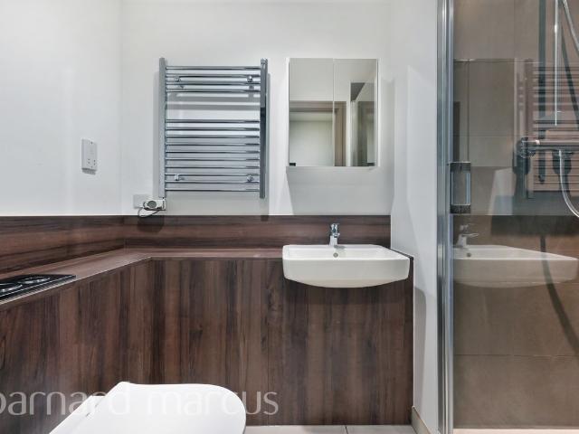 Studio for rent in London Borough of Hounslow, Greater London
