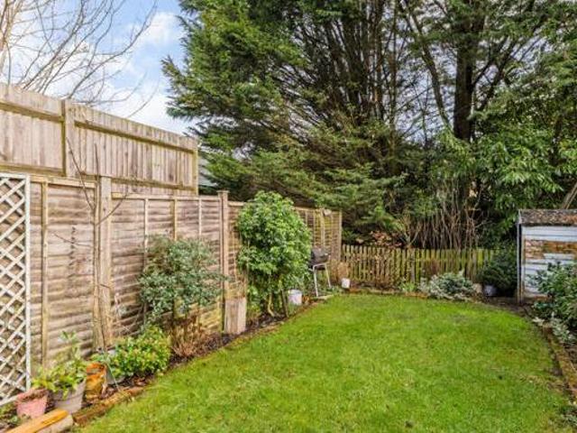 House for sale in Holloway Hill, Waverley