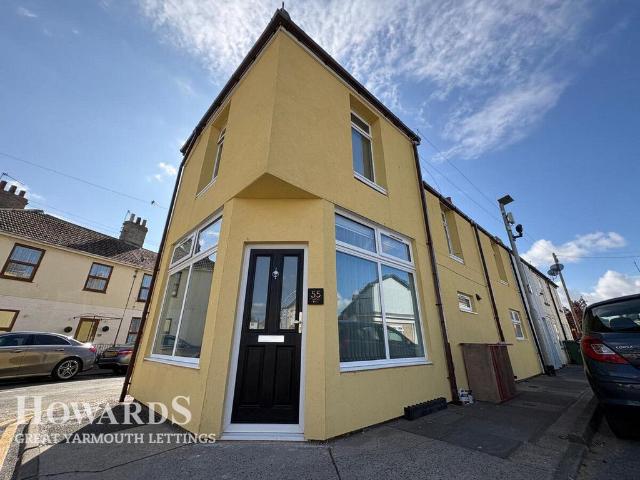 Apartment for rent in Southtown, Stokesby