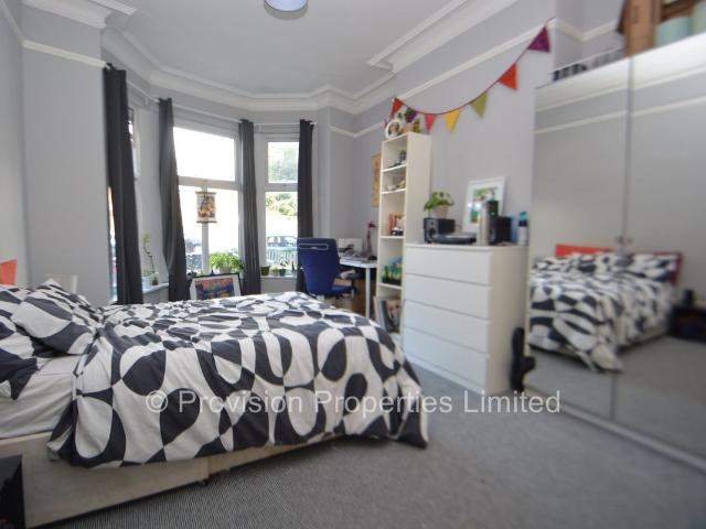 House for rent in Hyde Park, West Yorkshire