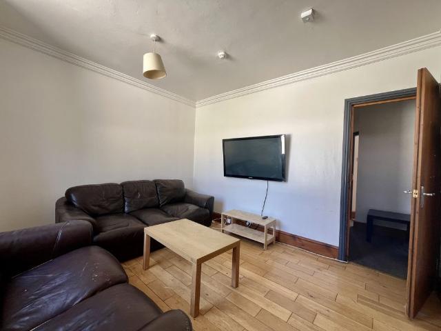 Apartment for rent in Churwell, West Yorkshire