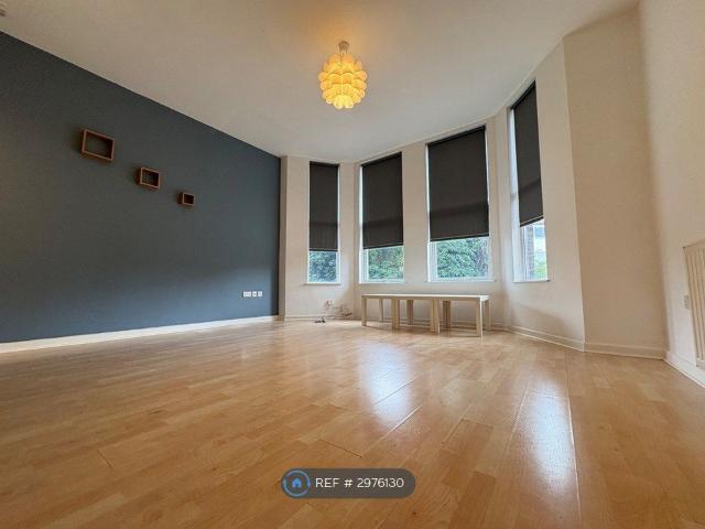 Apartment for rent in Calderstones