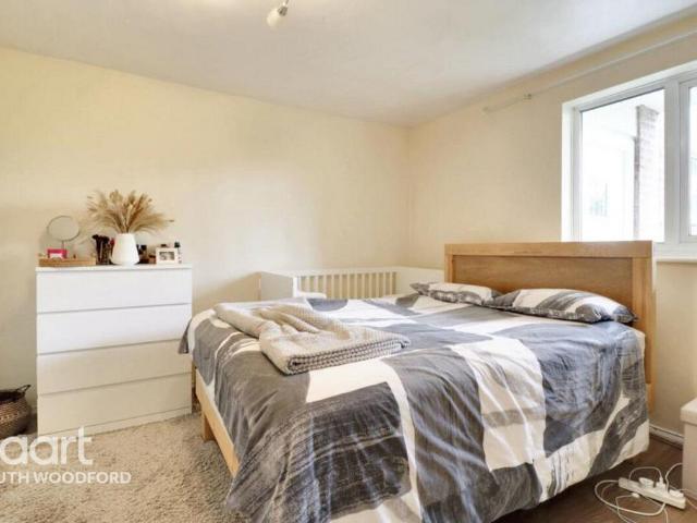 Apartment for rent in South Woodford, Greater London