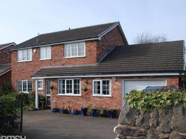 House for sale in Bollinbrook, Macclesfield