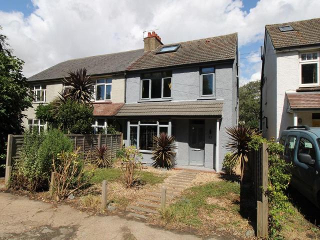 House for rent in Fishersgate, West Sussex
