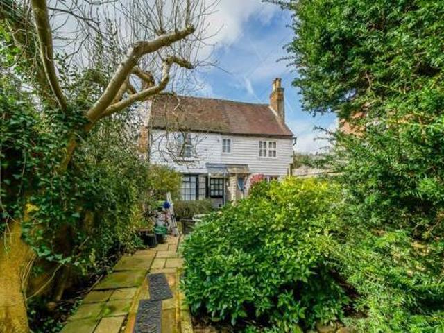 House for sale in Lyons, Greater London