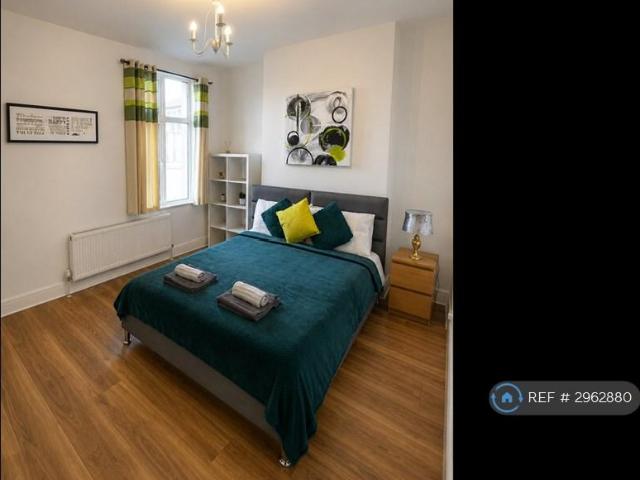 Apartment for rent in Kursaal Estate, Alton Barnes