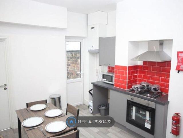Room for rent in Joiner's Square, Hanley