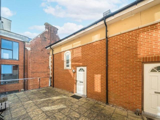 House for rent in Surbiton, Greater London