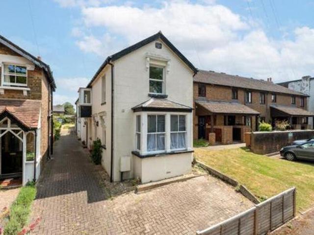 House for sale in Sutton Green, Woking