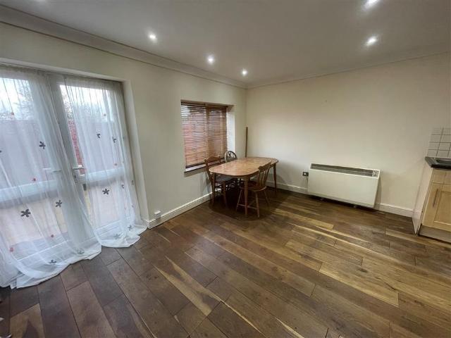 Apartment for rent in Rodbourne, Swindon