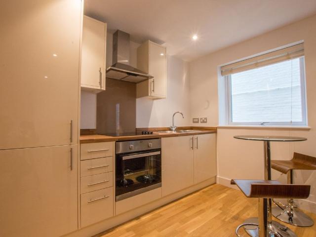Studio for rent in Rodbourne, Swindon