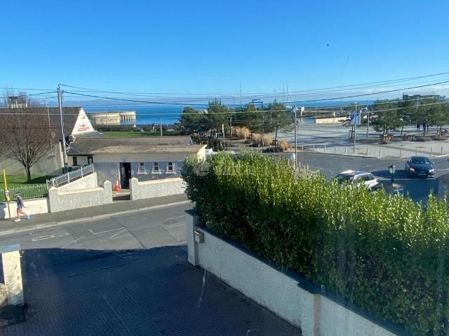 Apartment to rent in Greystones