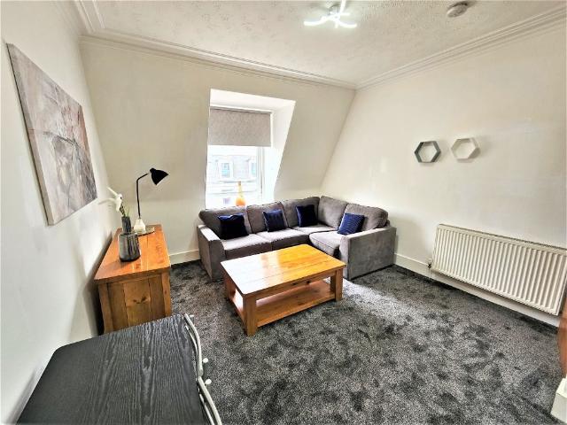 Apartment for rent in Ballindoch, Scotland