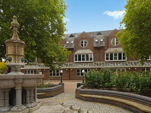 Apartment for rent in St Albans