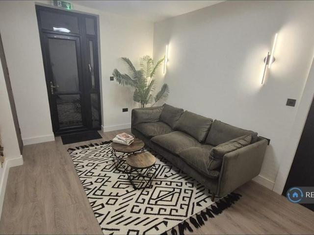House for rent in Outwood Gate, Bury