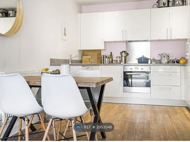 Apartment for rent in St Albans, Five Acres
