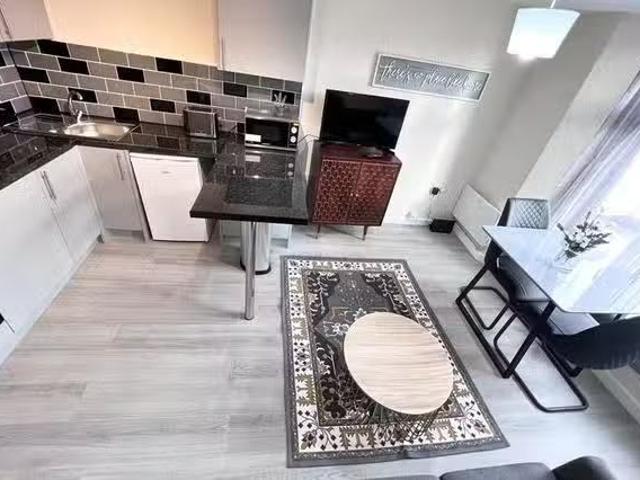 Apartment for rent in Lambrook, Rumwell