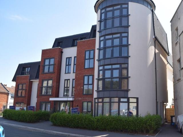 Apartment for rent in Burnham-on-Sea and Highbridge, Burnham-on-sea