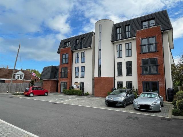 Apartment for rent in Burnham-on-Sea and Highbridge, Burnham-on-sea