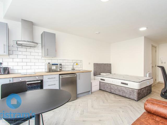 Room for rent in New Normanton, East Midlands
