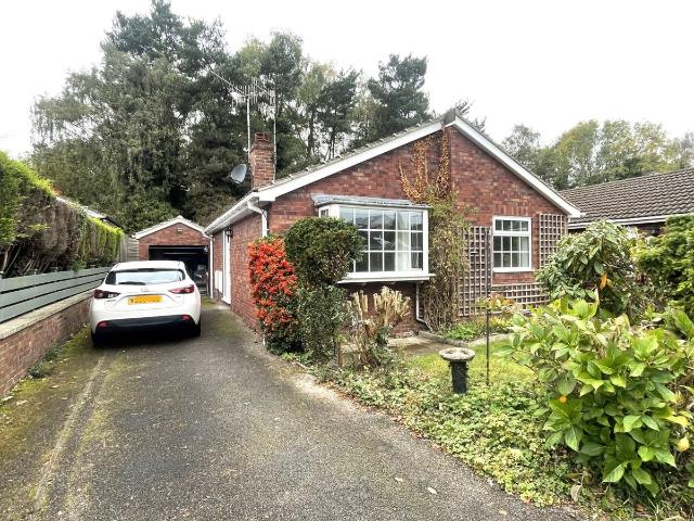 House for rent in Dronfield Woodhouse, North East Derbyshire
