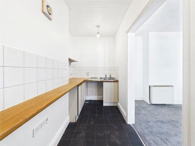 Apartment for rent in Walton, Eastbridge