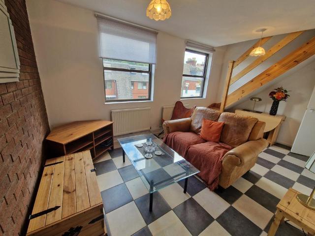 Apartment for rent in St Albans, Five Acres