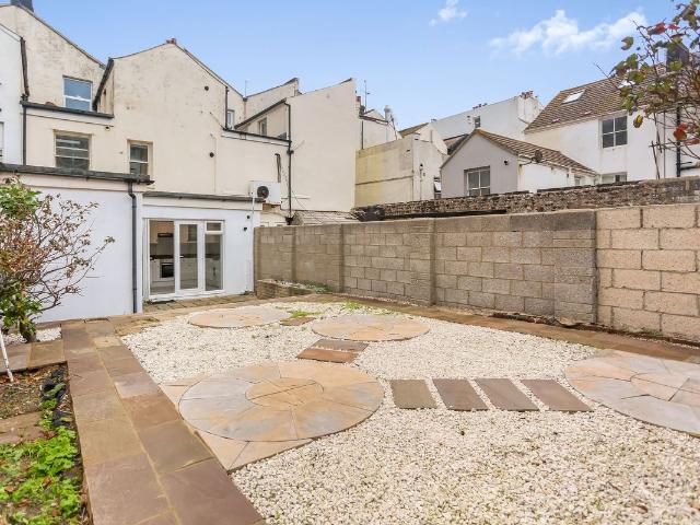 Apartment for rent in Portslade by Sea, Hove