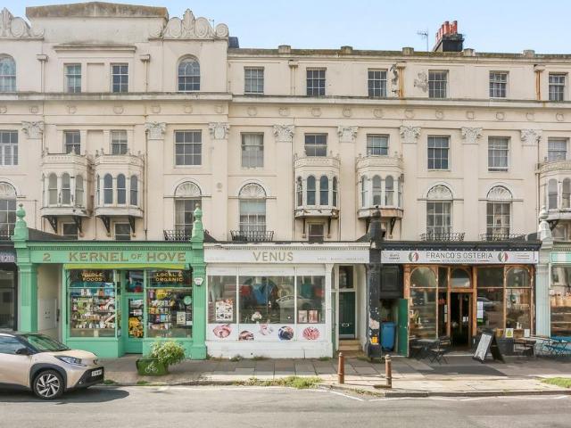 Apartment for rent in Aldrington