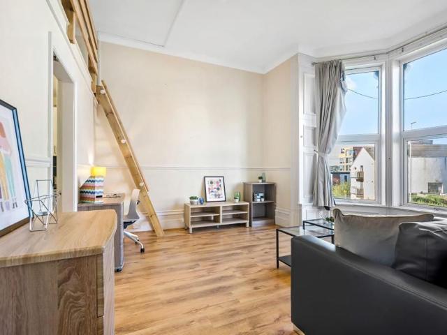 House for rent in Hyde Park, West Yorkshire