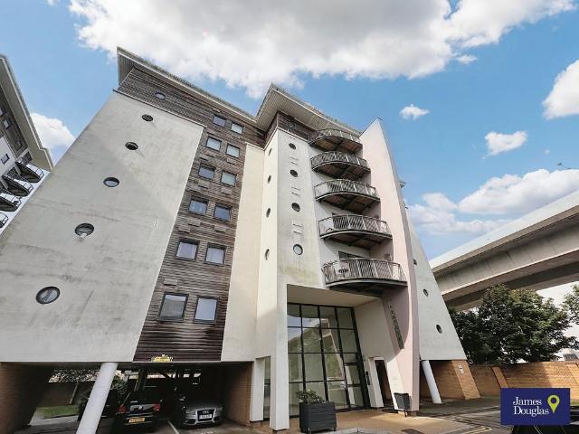 Apartment for rent in Cardiff International Sports Village, Cardiff