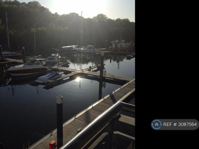 Apartment for rent in Cardiff International Sports Village, Cardiff